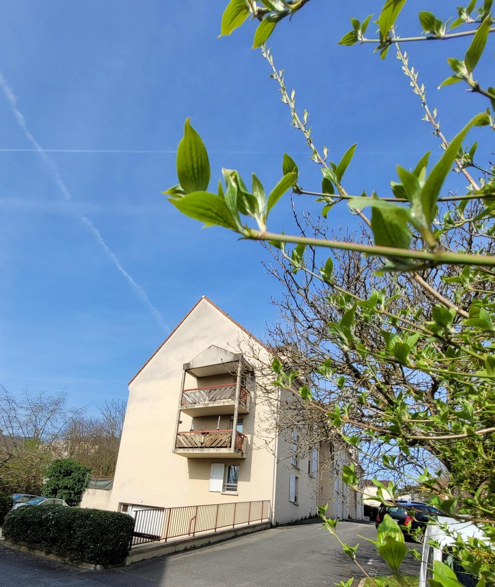 L' Ecrin De Jade Apartment Melun Bagian luar foto